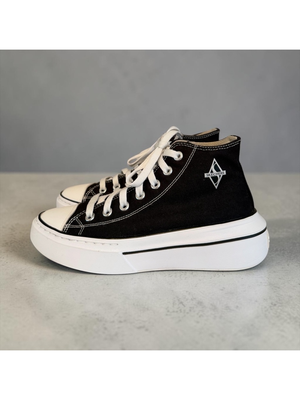 Skechers Court Classics Canvas High Top Platform Sneakers - Black/White Size 7.5